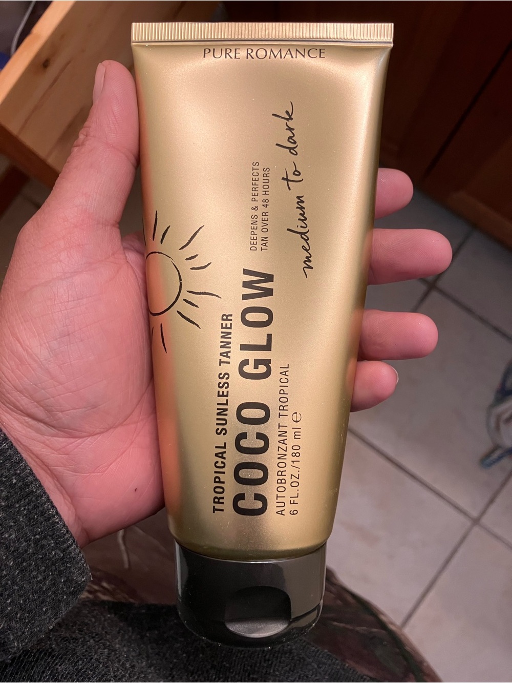 Pure Romance Coco Glow Sunless Tanner - Gold